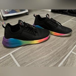 Rainbow Clove Nursing Shoes